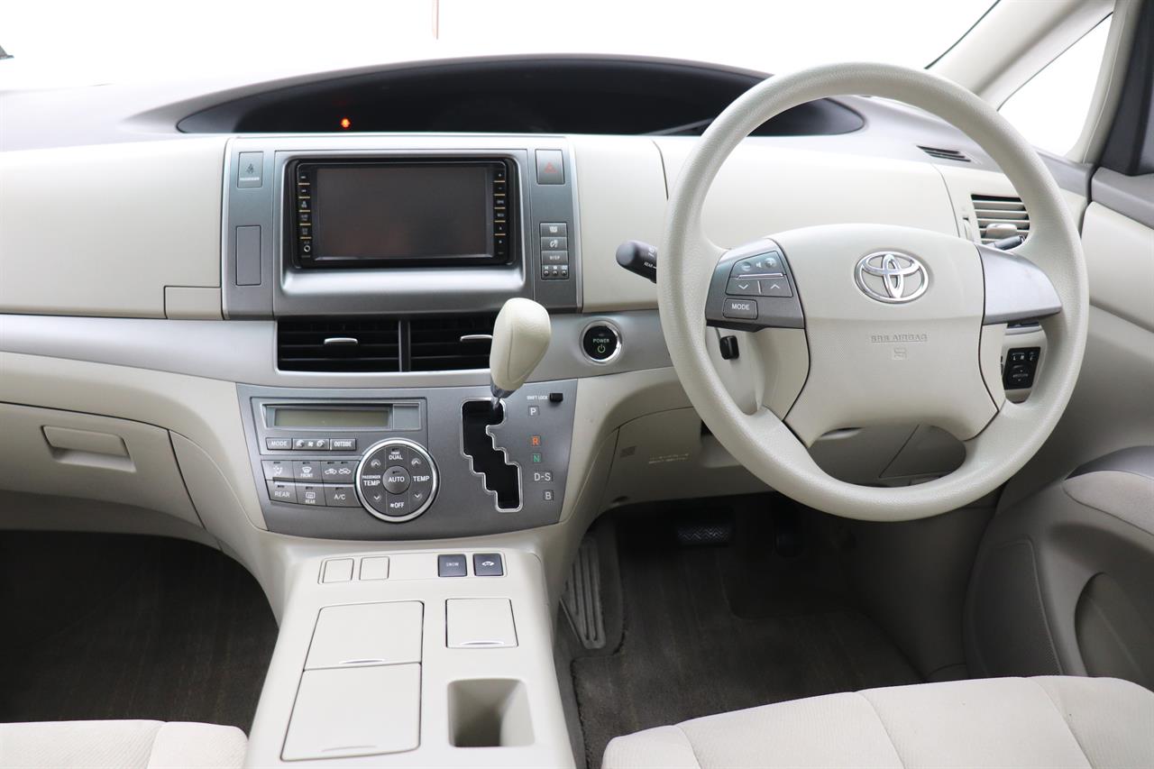 2009 Toyota Estima