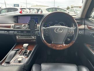 2013 Lexus LS 600 - Thumbnail