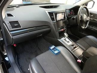 2013 Subaru Legacy - Thumbnail