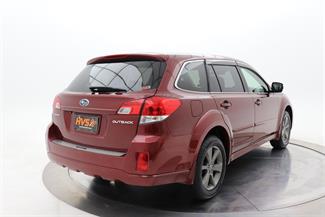 2013 Subaru Outback - Thumbnail