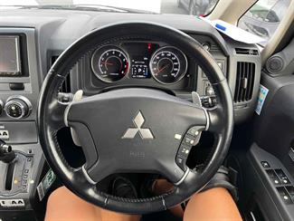 2012 Mitsubishi Delica - Thumbnail