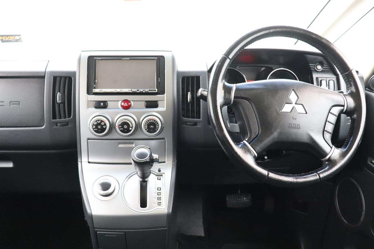 2009 Mitsubishi Delica