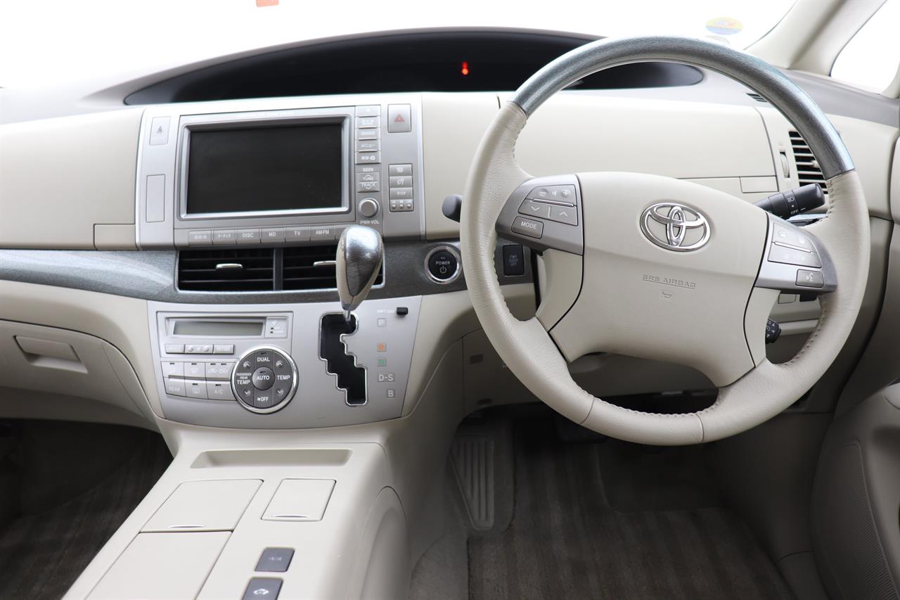 2007 Toyota Estima