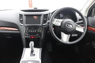 2009 Subaru Legacy - Thumbnail