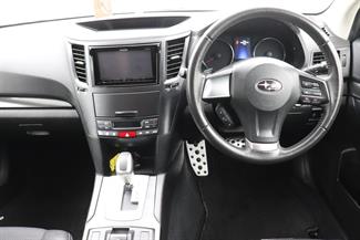 2013 Subaru Outback - Thumbnail
