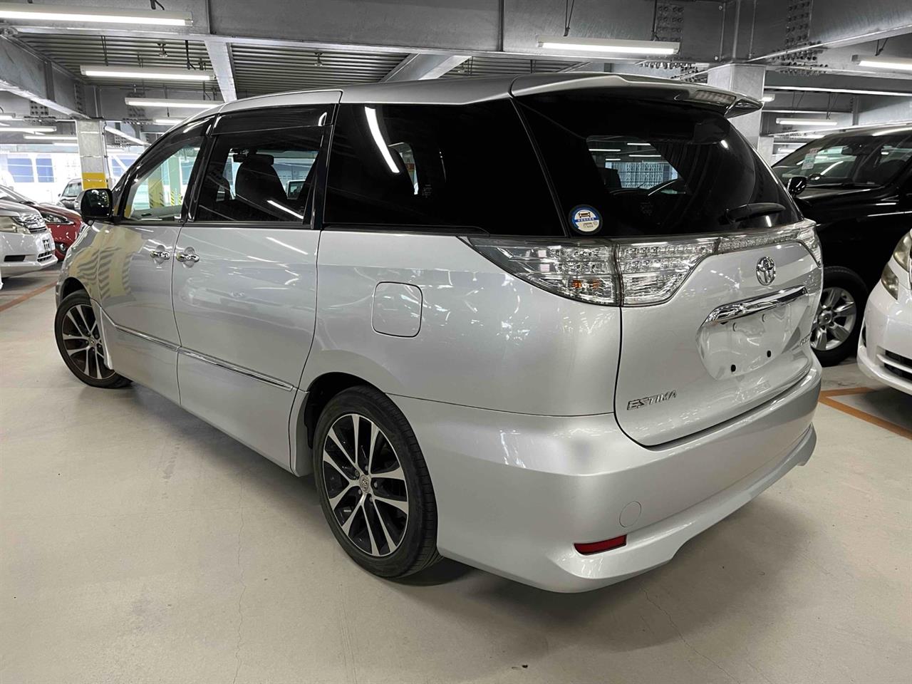 2015 Toyota Estima