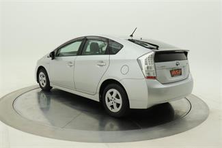 2009 Toyota Prius - Thumbnail